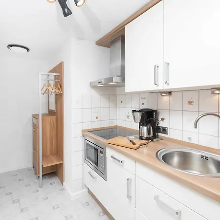 In Ruhiger Ortsran * Lauterbach (Rugen)