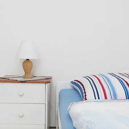 In Ruhiger Ortsran Apartman *