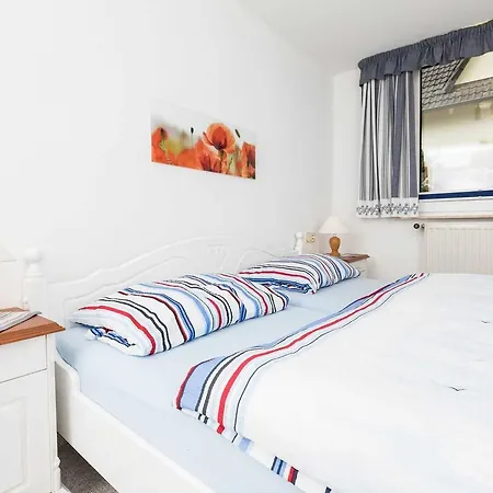 Apartment In Ruhiger Ortsran Lauterbach (Rugen)