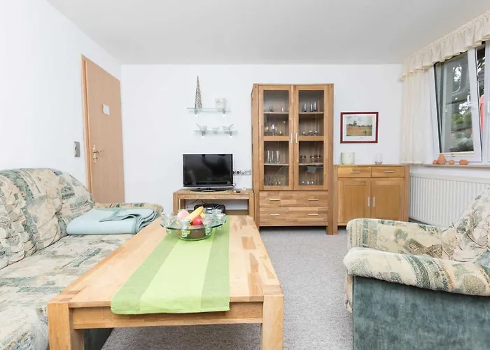 In Ruhiger Ortsran Apartament