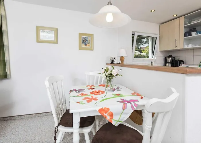 In Ruhiger Ortsran Lauterbach (Rugen)