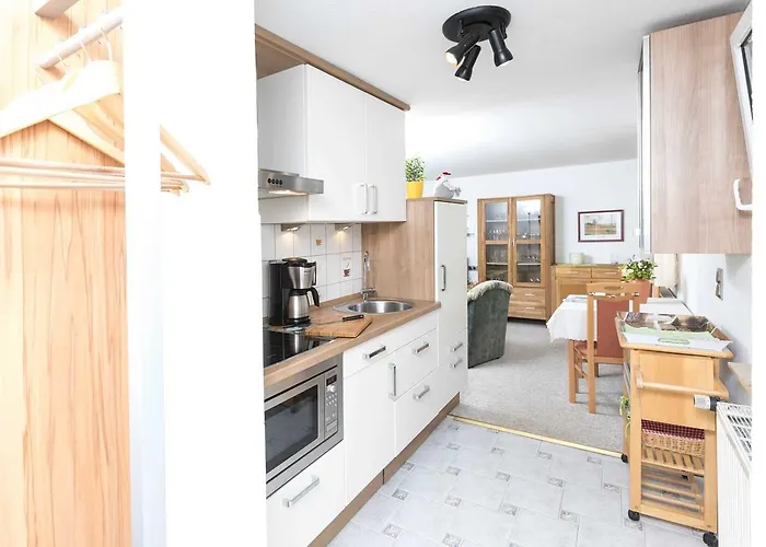 In Ruhiger Ortsran Lauterbach (Rugen)